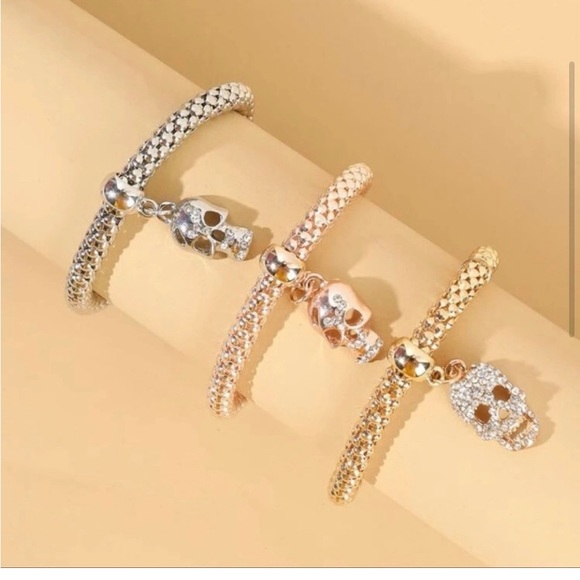 Shimmery Skull Pendant Bracelets - Picture 3 of 4